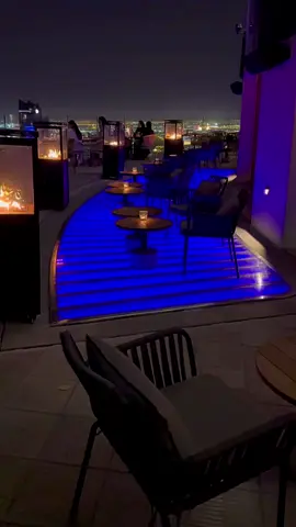 Sky view at Dusit Hotel & Suites, Doha 🇶🇦🫶 #fypシ #fyp #dohaqatar #skyview #doha #nightdoha 