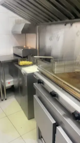 A minha fritadeira transbordou #empreendedorismofeminino #donadehamburgueria #hamburguer #hamburgueria #burguer 