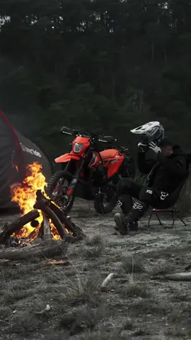 #motorcycle #offroad #campingtrip #fy #ig @loneridergear 