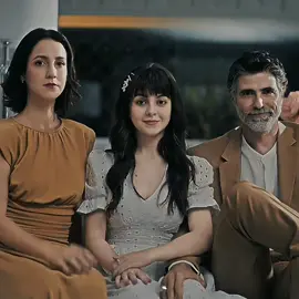 lights, camera and action. 👨‍👩‍👧📿🎥 | #bomdiaveronica #bomdiaveronicaedit #goodmorningveronica #angela #matiascarneiro #klaracastanho #reynaldogianecchini  #edit #editbrasil #seriesbr #netflix 