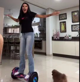 Que fofaaaa anadando de hoverboard💙 @Boiadeira #anacastelacantora #anacastelacantora #anacastelacantora #anacastelacantora #anacastelacantora #anacastelacantora #foryoupage #foryoupage #foryoupage #foryoupage 