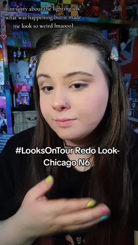 #LooksOnTour Series 7 The Redos part 20💙 CHICAGO N6 HSLOT23 ✨the lighting makes my foundation looks like its 40000 shades darker and it's literally not💀💀 Codes TRINITY10 to save on Manic Gems and ICYGRLTRINITY to save on Icy Girl Lips 🤍 #hslot #smallmakeupartist #tobesotrinity #trinityrry #onedirection #harrystyles #harrystylesvids #hslot23 