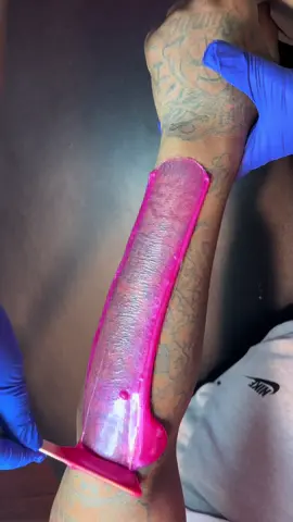 Male wax, we didnt get to finish!  “Trickled Pink” 🩷 @Sexy Smooth Wax  Use code “TONIT” - 20% off #malewaxing #fyp #waxing #waxingtiktok #blackesthetician #waxingvideos #soloesthetician 