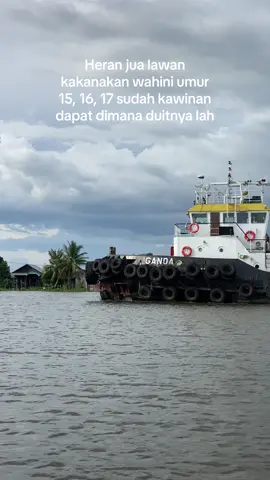 Belalu aku tu mandam😂#storybanjarmasinbungas😁✌ #fypシ゚viral #fyp #fyppppppppppppppppppppppp #katakatabanjar #lewatberanda #cctvsuput #viralvideo 