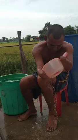 ទុក្ខអើយទុក្ខធំ👩‍🦽😥😥🙏🙏 #ជីវិតកម្សត់ពេកហើយ #គុនខ្មែរ🇰🇭❤️️ #ធឿនធារ៉ា🇰🇭 #ពេជ្រចាន់ថាន🤣🤣🤣 #ពេជសម្បត្តិ #រឿងសោភ័ណ្ឌ #ជីវិតអ្នកក្រ #ជីវិតត្រូវតែតស៊ូ #ជីវិតកម្សត់ #កូននាក់ក្រ🏚️😞 #ហេតុអ្វីក៏ជីវិតខ្ញុំនេះខុសគេ😢💔🥀 