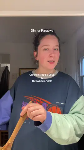 Am i the only one who forgot the existence of this song ? #adele #dinnerkaraoke 