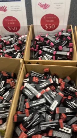 The Cosmetics Company Store SALE NOW ON IN ALEXANDRIA right next to Aje warehouse ✨ Shop up to 80% off your favourites! #sydneywarehousesale #sydney #sale #warehousesale #corporatestoresale #esteelauder #clinique #mac #bobbibrown 