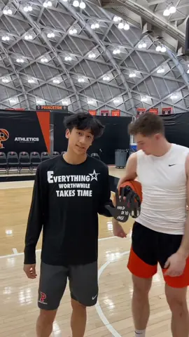 7000+ basketball players from around the world train with out Hand In Yo Face product! Gets your NOW if you want to improve your shot making ability! #basketball #handinyoface #viral 