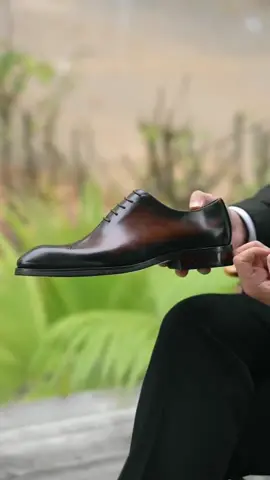 DANRRIO.COM🛍️🛒#trending #businessman #dressshoesformen #aesthetic #gentleman #ootdmen #menfashion #menshoes #ootdfashion #dressshoes #danrrioshoes 