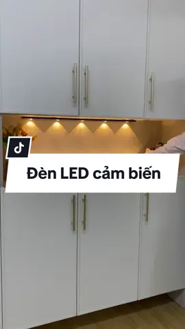 Đèn LED Siêu Mỏng Tủ Chiếu Sáng USB Sạc Không Dây Đèn Ngủ Cảm Biến Chuyển Động PIR Tủ Bếp Đèn 30/40/60CM