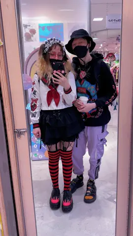 #trrrexcitycouple #trrrexcityfashion #trrrexcity #trexcityfyp #trrrexcityoutfit #trrrexcitystyle #trrrexcitynewrockstyle #mycutealt #trrrexcityalt #newrockmystyle #мойнемилыйстиль 