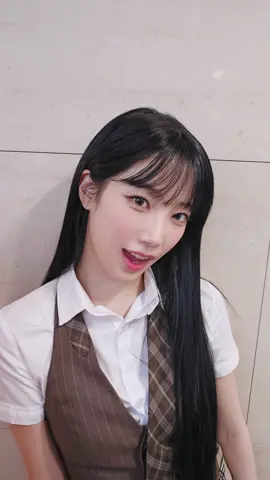 피어나, 밥 먹었어? #이두나 #LE_SSERAFIM #르세라핌 #KAZUHA #카즈하