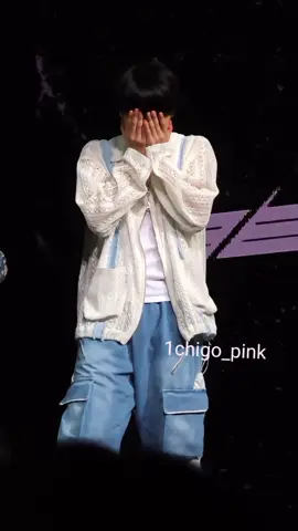 throwback to Seonghwa (Jongho and Wooyoung) dancing to Hype boy during The real dance break.  the way Hwa covered his face with his hands at the beginning 🥺 #seonghwa #wooyoung #jongho #ateez #kpop #kpopfyp #fyp 