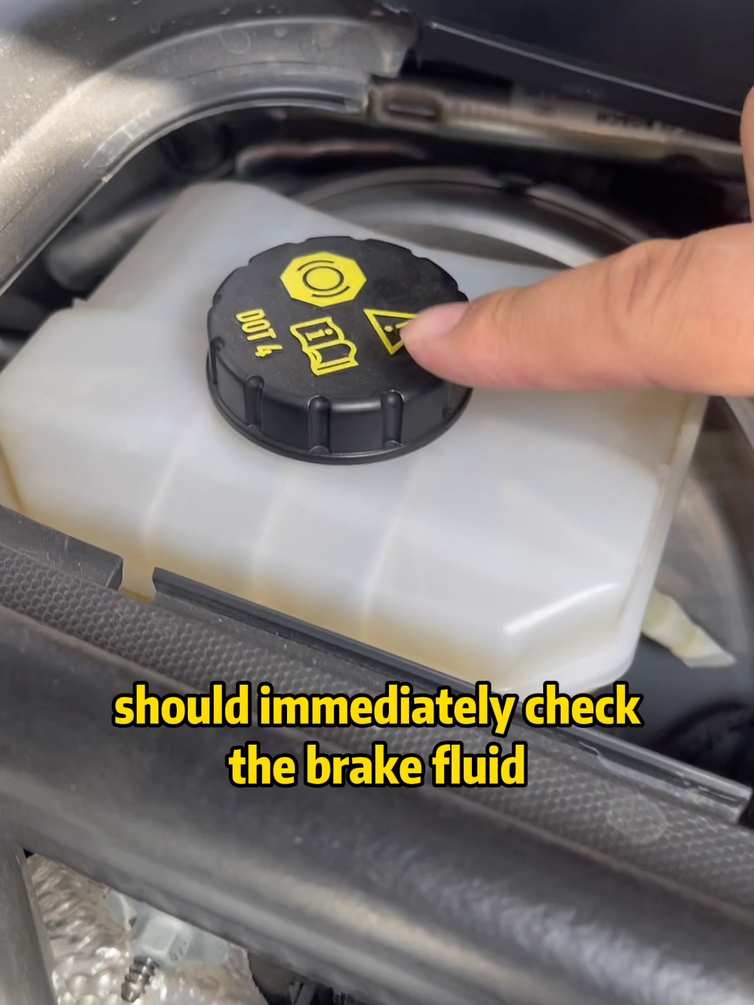 What do these fault lights mean?#driving  #skills  #tips  #knowledge  #fpy