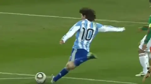 Messi Creat Chances in 2010 Fifa world cup. He was unlucky but he played really well. #messi #messifans #messi_king #FIFAWorldCup #argentina #ucl #uefachampionsleague #barca #barcelona #barcelonafc #laliga #psg #viral #foryou #like #football #footballedit #footballchallenge #footballskills #tiktok 