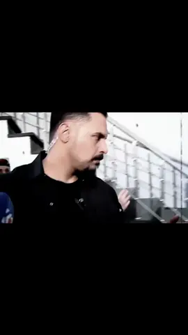 فەرماندە ڕەند ـــ لە ڕاست و چەپی سەرۆك بافڵ سەرقاڵی پاریزگارییەـــجێگای ڕێزە #bafeltalabani💚 #sarok #puk #farmanda 