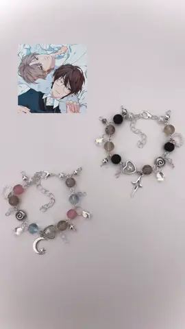 cirrus & skylar matching bracelets, po więcej moich prac zapraszam na ig: tsukivegems #handmade #dc #fyp #beadedjewelry #anime #manga #manhwa #lostinthecloud #lostinthecloudmanhwa #baekcirrus #cirrus #yeonskylar #skylar 