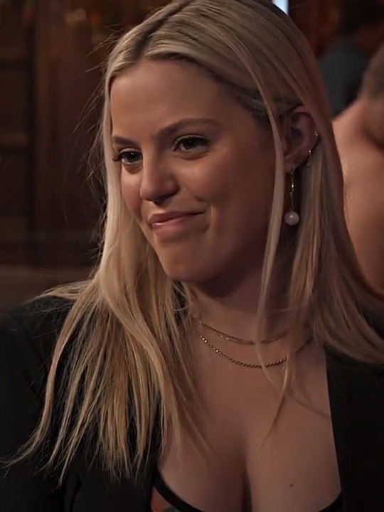 i haven't posted in such a long time but I just needed to post leighton #leightonmurray #slocg #edit #reneerapp #slocgedit #chaseatlantic #leighton #reneerappsupremacy #fypp #foryou #zyxcba