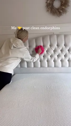 Whole bedroom deep clean 🧼 This felt so good once it was done! 🙌🏼  . #cleaningmotivation #CleanTok #cleantok101 #cleantokuk #cleaning #cleaningvideos 
