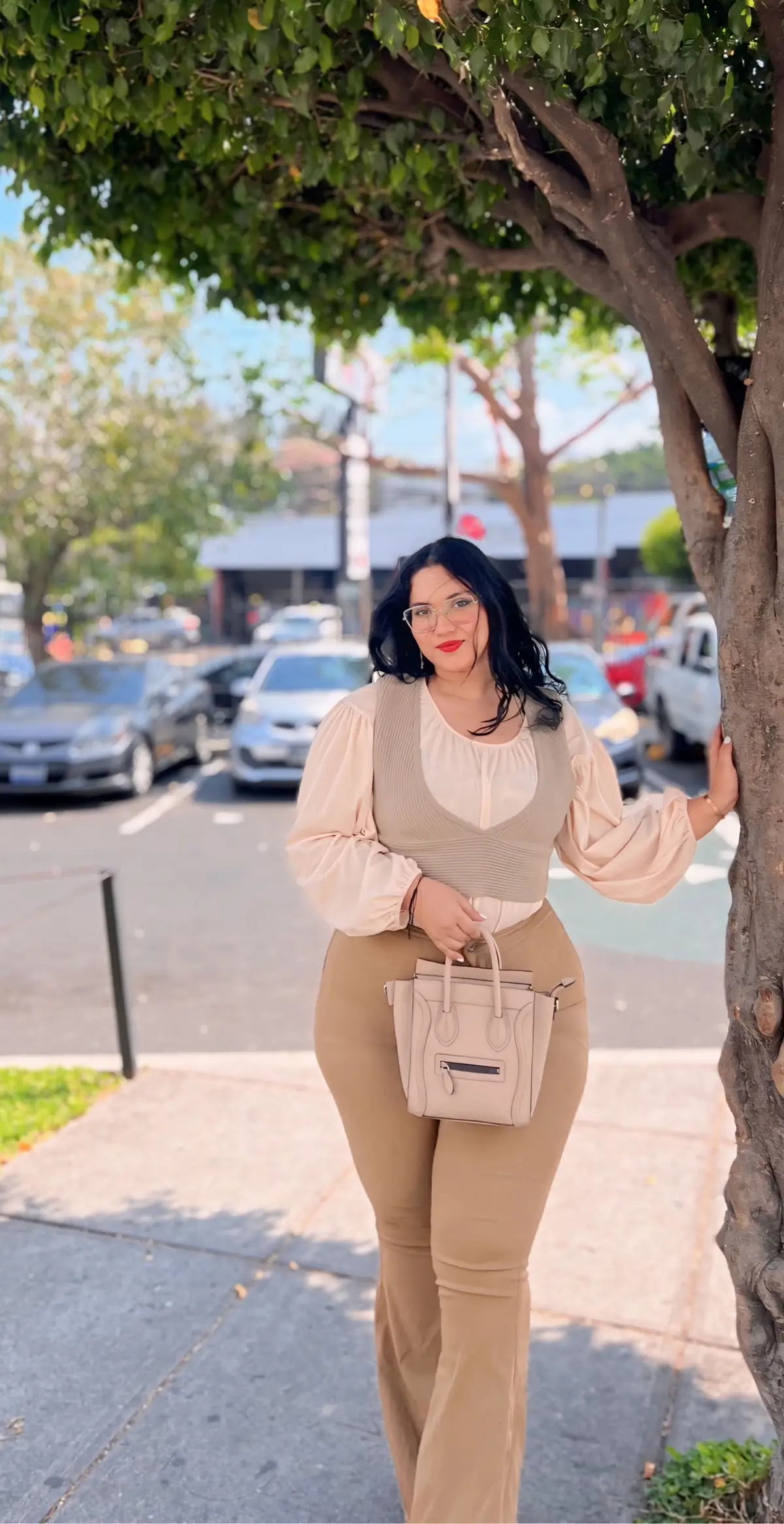 Tierno amanecer, se que nunca mas 🗣️☀️🥺 #outfit #outfitinspo #curvyfashion #curvytiktok #cuevygirl #curves #curvymodel #curvystyletips #curvy #curvystyle #curvybody #curvyoutfitideas #curvyconfidence #curvas #cintura #totalblacklook #foryou #grwm #salvadoreña #elsalvador