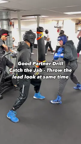 Boxing Partner Drills #boxing #614 #614columbus #columbus #cbus #columbusohio #ohio #amateurboxer #proboxer #proboxing #boxingdrills #boxingfootwork #boxingcoach #boxingcolumbus #usaboxing #amateurboxing #fyp #usaboxing #boxingworkout #boxingtraining 