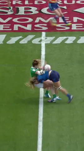 The perfect rugby tackle 💥 #rugby #womensrugby #HSBCSVNS