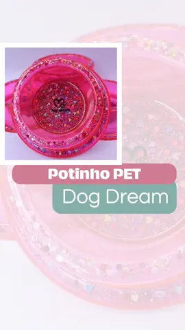 💖✨ POTINHO PET DOG DREAM 💖✨ Potinho personalizado em Resina Epóxi com muito glitter e fimos de coração,olha que luxo esse potinho,não tem em nenhum outro lugar uma peça exclusiva para seu pet,Essa linda peça É UMA EXCLUSIVIDADE DA @dogg.dream ,já segue o perfil no Instagram e faça sua encomenda diretamente por lá. .. . . . . . . . #ateliedakeyarteemresina #resinaepoxi #cachorro #petlovers #pets #comedouropet #donosdepet #paidepet #mãedepet #paisdepet #amomeupet #quatropatas #amorporpet 