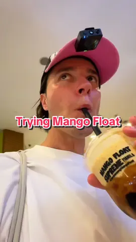 Trying Mango Float In The Philippines! 🇵🇭 #philippines #filipinofood #mangofloat #pinoy 