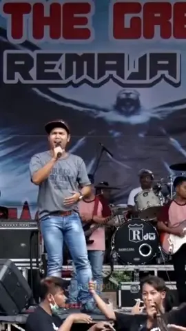 kisah seorang pramuria#brodin #newpallapa #musik #music #musicvideo #musiksederhanapenuhrasa #kyageng #kyagengslamet #cakmet 