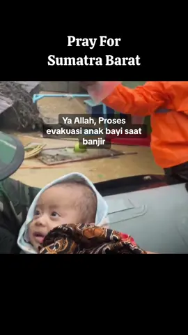 Pray For Sumatra Barat, update jam 15.00 siang ini, hujan sudah mulai reda, semoga banjirnya cepat surut #banjirsumbar #banjirpadang  #banjirpessel #banjirhariini #banjir2024 #zoeratravelling 