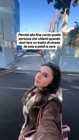 Cercate di non camminare mai sole la sera tardi 🥺🙏🏻