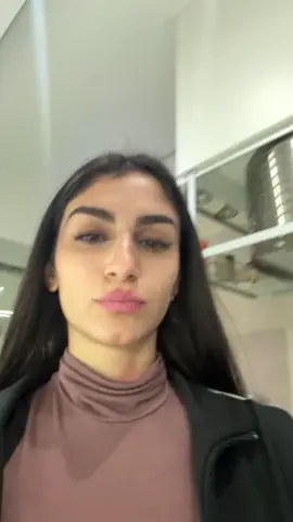 Fragole senza panna e champagne🍓🍓 #incucinacon @Celly² #fypシ #food 