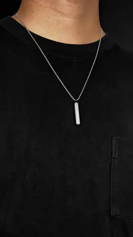 But men don’t wear necklace 🥱 La La La La La….  . #kalungcowok #mennecklace #menjewelry #kalungpria #kalungtitanium 