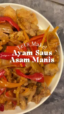 Bisa bangettt buat dijadiin menu sahur atau buka puasa, yuk save aja dulu!🤗🤩 Resep Ayam: Paha/dada fillet Penyedap rasa Lada bubuk Telur Tepung terigu Tepung serbaguna Resep Saus: 3sdmnSaus sambal 3sdm Saus tomat 2sdm Saus tiram 1sdt Cuka Bawang bombay Bawang putih Paprika/cabe besar Wortel Air Gula Garam #ayamkuluyuk #ayamasammanis #menusahur #fypシ 