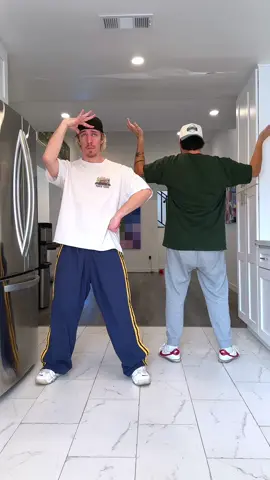 Did someone ask for ANOTHER duo? 🤔😂🕺 dc: us 🔥