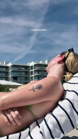 @tiktok im not naked 🫶🏻 but i feels good to get away after writing this song tbh 