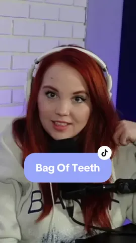 Bag of teeth 🦷 #jessiivee #podcast #podcastclips 