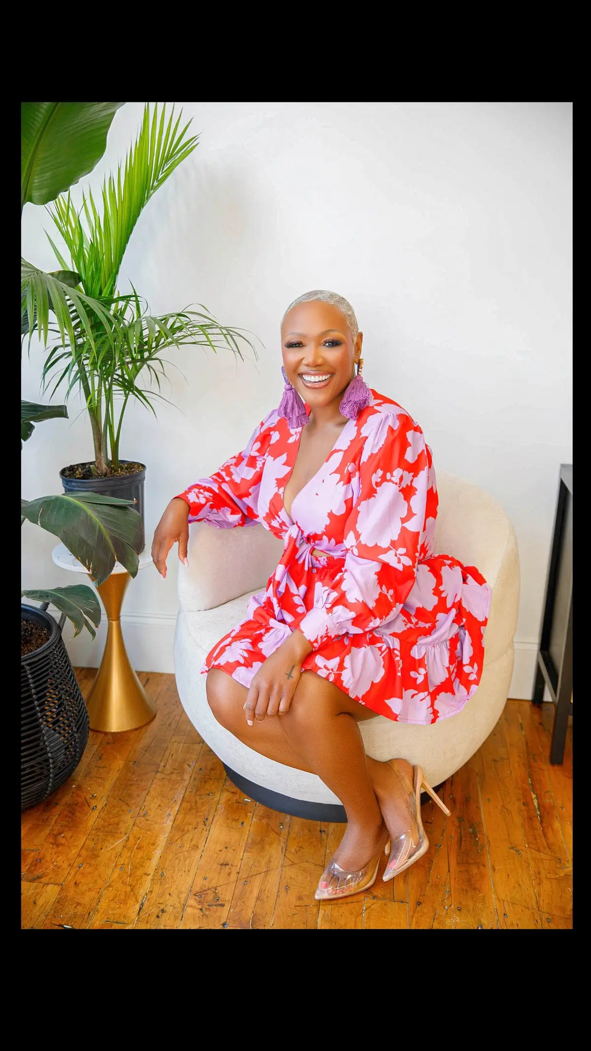 “𝘿𝙚𝙖𝙡 𝙬𝙞𝙩𝙝 𝙮𝙤𝙪𝙧𝙨𝙚𝙡𝙛 𝙖𝙨 𝙖𝙣 𝙞𝙣𝙙𝙞𝙫𝙞𝙙𝙪𝙖𝙡 𝙬𝙤𝙧𝙩𝙝𝙮 𝙤𝙛 𝙧𝙚𝙨𝙥𝙚𝙘𝙩, 𝙖𝙣𝙙 𝙢𝙖𝙠𝙚 𝙚𝙫𝙚𝙧𝙮𝙤𝙣𝙚 𝙚𝙡𝙨𝙚 𝙙𝙚𝙖𝙡 𝙬𝙞𝙩𝙝 𝙮𝙤𝙪 𝙩𝙝𝙚 𝙨𝙖𝙢𝙚 𝙬𝙖𝙮.” – Nikki Giovanni⁣ ⁣ Happy International Women’s Day to all my gworls both near & far! 💜 #internationalwomensday2024