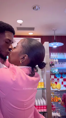 day in the life 👩‍❤️‍💋‍👨 🧑‍🧑‍🧒‍🧒💗🥢✨ #marriedlife #fyp 