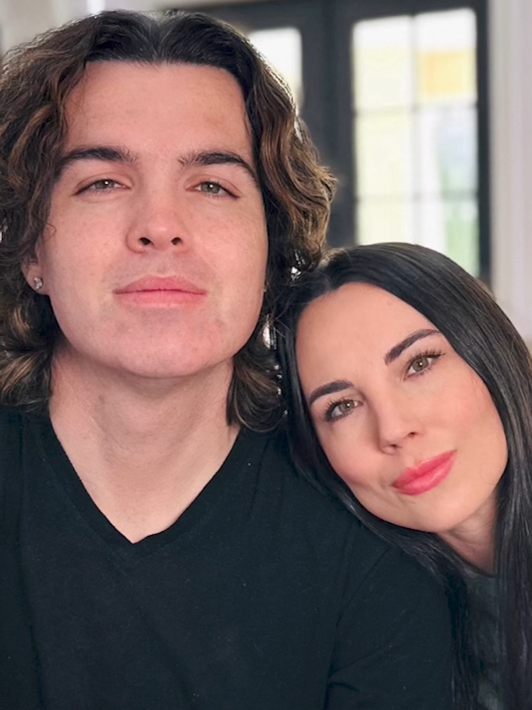 I Stayed with my partner after she came out as transgender! ⚧️❤️ SWNS / Amanda Scott / Shaye Scott #realfix #transgender #trans #transpartner #transpartnerandproud #transgenderpartner #Love #happiness #viral