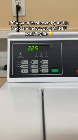 Free loads! Yes please! #freeloadhack #washing #laundryday #sahm #free #washingmachinehack 