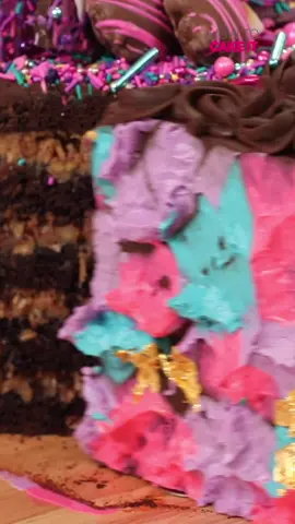 We're bringing this sexy, dreamy, german chocolate cake back in celebration of all you goddesses this #internationalwomensday 🍫 Comment 