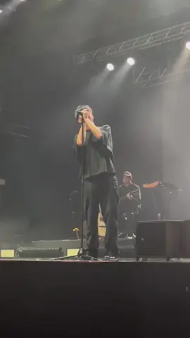 Única manera de cantar M.A.I #miloj #conciertomiloj #santjordiclub #barcelona #parati #fyp @Milo J 