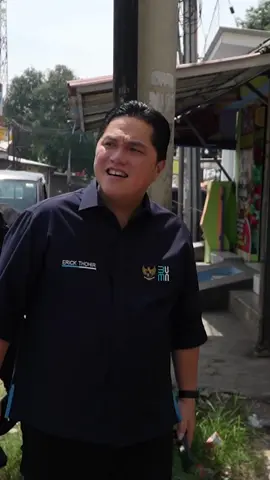 Mumpung lagi di Majalengka, nyempatin mampir ke Kadipaten, rumah tempat Ibu saya lahir.  Jadi teringat masa kecil, dulu sempat nonton film kungfu di bioskop. Pangling, sudah banyak sekali yang berubah. #ErickThohir 
