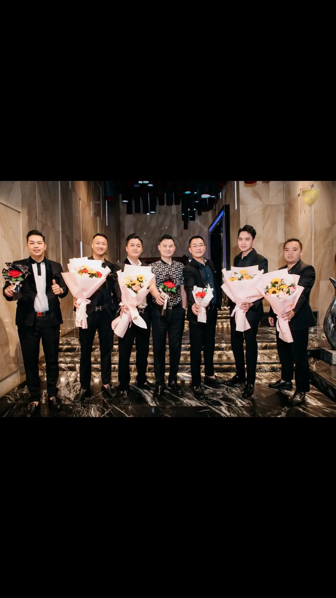 Những ông hoàng thổi nến của H CLUB