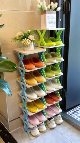 Rak sepatu seharga seblak??? Murah banget bundaaa,,, bisa muat banyak sepatu dan sandal pula,, cocok untuk di teras rumah,, #raksepatu #raksepatumurah #raksepatususun #RamadanEkstraSeru 