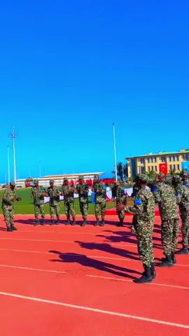 Somali soldiers performing the traditional Wilisaqo  dance at Turksom military training camp in Mogadishu, Somalia, indeed showcases the cultural pride within the armed forces. #somalia #türkiye #somaliarmy #somalitiktok #4you #dance #wilisaqo 