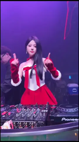 Người Từng Nói Bao Câu Hẹn... #tinhlammusic #gaixinhtiktok #xuhuongtiktok #Remix #nonstop #dance #music #dj 