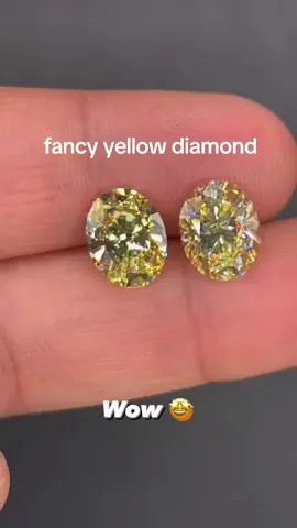 natural fantasy yellow diamond #lapidary #lapidaryartist #facetquality #ethicalgemstone #gemologicalinstituteofamerica #gemstones #colorstone #gemstonejewelry #gemstoneslovers #gemology #gemscutter #lapidary #lapidaryartist #tiktok #minerals #trending #viralvideo #diamond #viral @AK's Ceylon Gem & Lapidary 