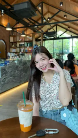 คนงามแก้มแดง☺️❤️ #CapCut #ฟีด #สาวอีสาน #น่ารัก 